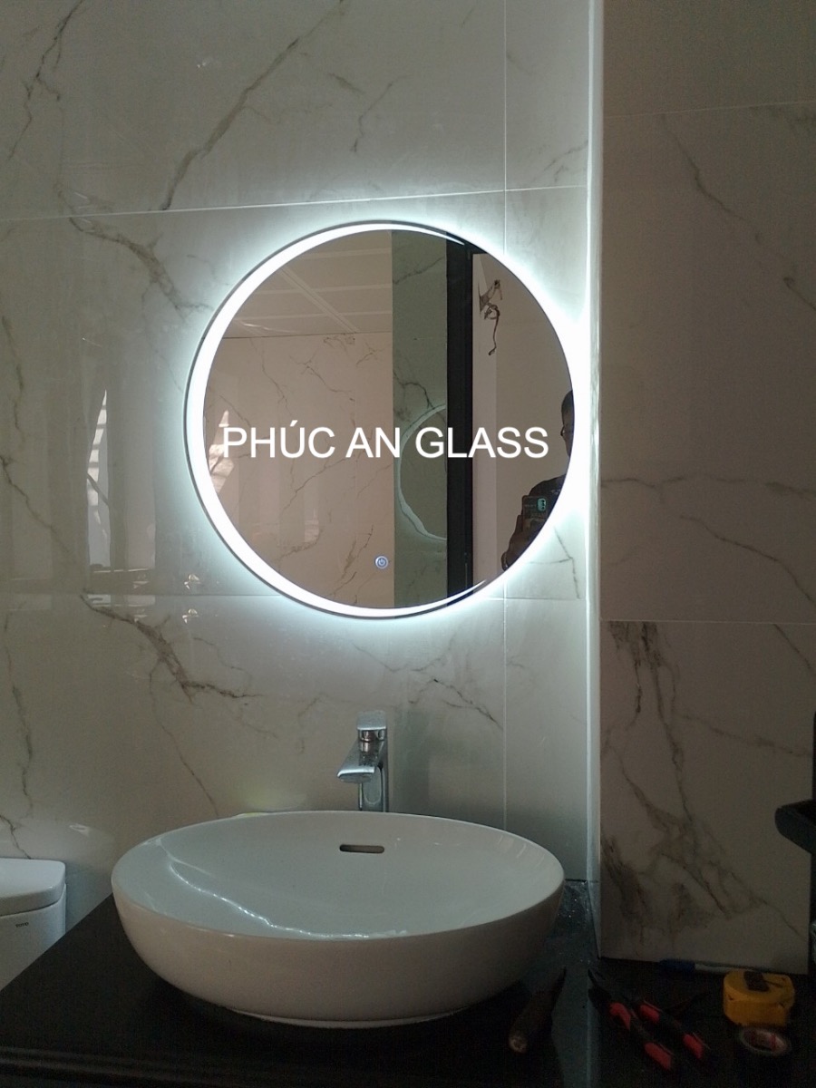 Gương tròn treo tường nhà tắm phòng tắm tại Đà Lạt Lâm Đồng